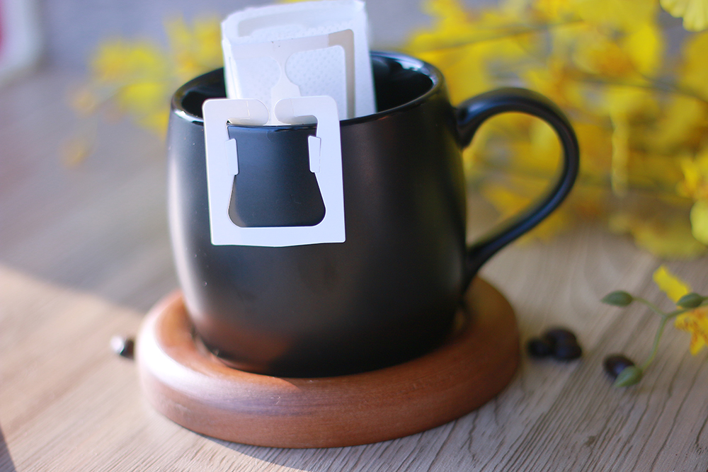 hanging ear coffee bag